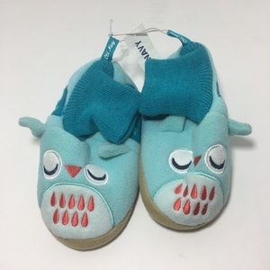NWT Old Navy Kids Monster slippers house shoes 9